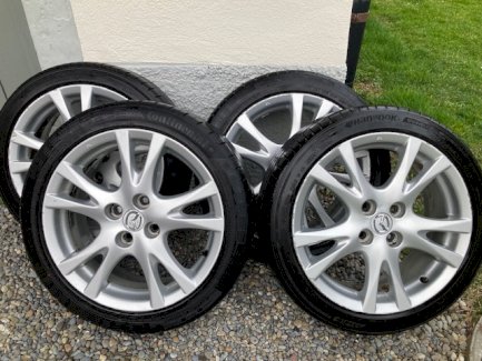 Mazda 2 - 4 Alufelgen inkl. neuw. Sommerpneu 195/45 16\" 84V - Gratisinserat.ch