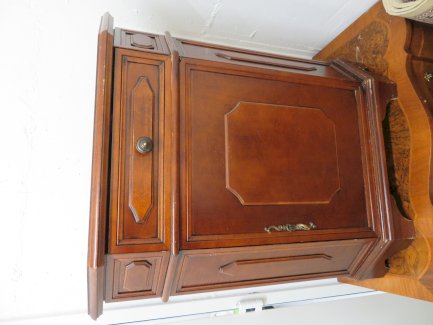 Zu verkaufen kleine Kommode