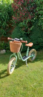 PUKI Laufrad XL mit Bremse und Seitenständer in Retro-grün, gebraucht - Gratisinserat.ch