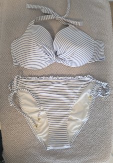 Bikini Gr. M/L - Gratisinserat.ch