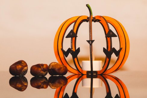 3D KÜRBIS MIT LED LICHT - Gratisinserat.ch