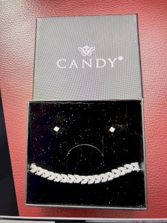 Armband und ohrringe