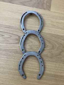 3 hufeisen - Gratisinserat.ch
