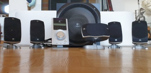 Digital Surround Soundsystem Logitech Z-5500 5.1