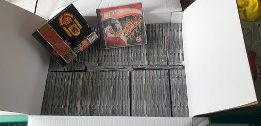 Volle Box mit assortierten CD`s - ca. 95 Stk.