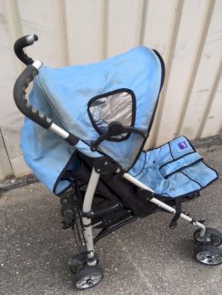 Buggy Kinderwagen klappbar, gratis