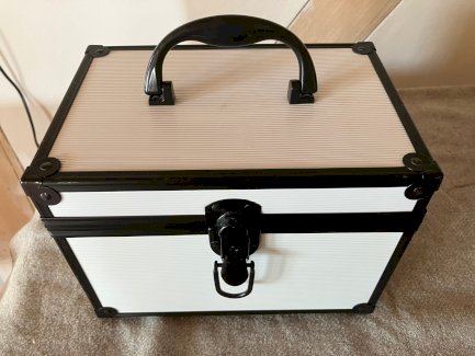 Schatulle, Schminkkoffer, Beauty Case - Gratisinserat.ch