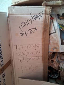 Geschirr zu verkaufen 