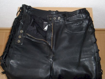 MQP Damen-Lederhose schwarz, geschnürt Gr. 44 - Gratisinserat.ch