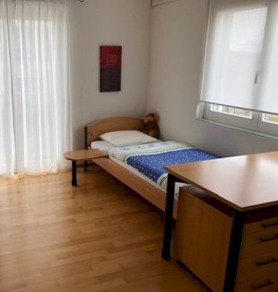 Qualität zu tollem Preis: Jugendbett, Lattenrost & Matratze