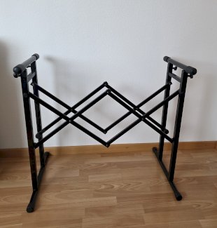 keiboardständer - Gratisinserat.ch