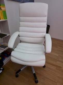 Bürostuhl weiss  - Gratisinserat.ch