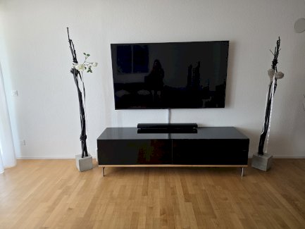 Bambusstäbe mit Betonsockel 