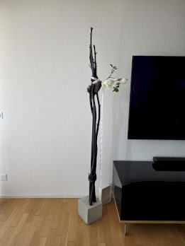 Bambusstäbe mit Betonsockel 