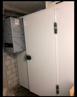 abmontierte Tiefkühlzelle & Kühlvitrine – Komplettpaket für nur 3.000 CHF (Pauschalpreis) - Gratisinserat.ch