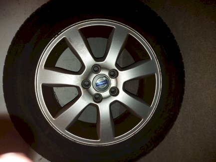Alufelgen /Volvo V70/ mit Winterreifen 16"(225/55 R16