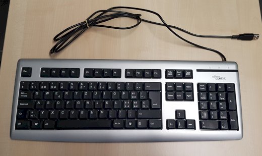 Fujitsu Computers Siemens Tastatur / Keyboard
