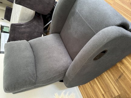 Verkaufe Meinen Sessel ( Bei Abholung Gerne Bar Bezahlung ) 