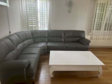  Grauer Sofa & Couchtische - Gratisinserat.ch