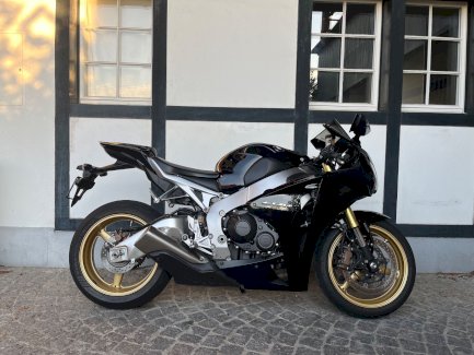 Honda CBR1000RR - Frisch ab MFK - 24\000km - SC59 - TOP - Gratisinserat.ch