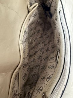 Guess Handtasche - Gratisinserat.ch