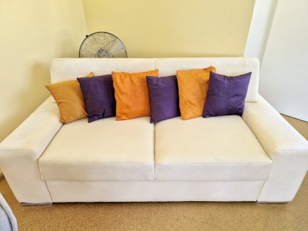GRATIS weisses beiges Ledersofa, gebraucht, nicht defekt