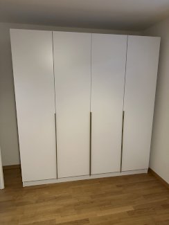 Kleiderschrank  - Gratisinserat.ch
