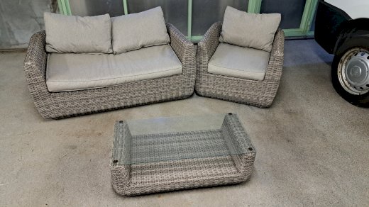 Gartenlounge für 3 Personen - Gratisinserat.ch