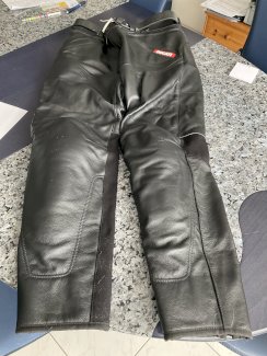 Motorrad -Hosen Dainese  - Gratisinserat.ch