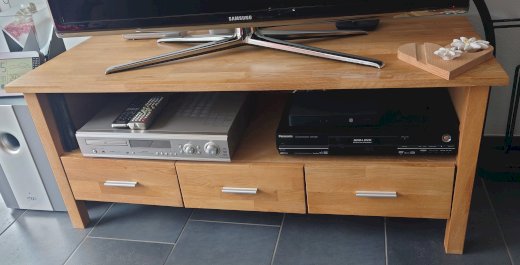 TV-Möbel mit 2 Wandtablaren - Gratisinserat.ch