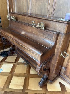 Gepflegtes Klavier von 1885, Marke Erard - Gratisinserat.ch