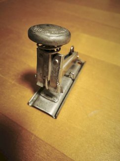 Sphinx Tacker von Elastic, Deutsches Reichs Patent - Gratisinserat.ch