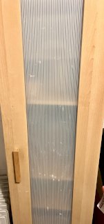 Gratis 2 Schränke mit Fächern - Gratisinserat.ch