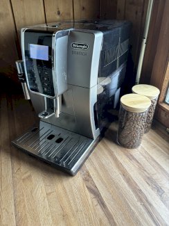 Kaffeeautomat Delonghi Dinamica - Gratisinserat.ch