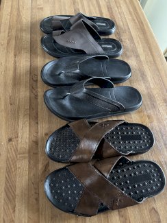 3 Paar Sommerschlarpen Gr. 45 Neu - Gratisinserat.ch