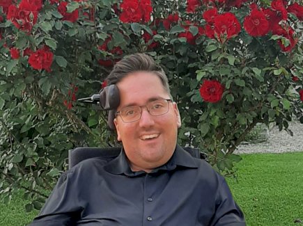 Freizeitaktivitäten mit einem aufgestellten Rollstuhlfahrer (10-30%) - Gratisinserat.ch