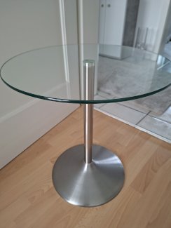 Beistelltisch neu - Gratisinserat.ch