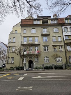 Büroräumlichkeiten mit Parkplatz - Gratisinserat.ch