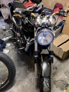 Zum Verkauf steht eine Honda Hornet 900F - Gratisinserat.ch