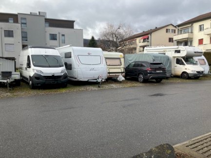 3 Parkplätze für PW, Wohnwagen, Transporter, Wohnmobil 