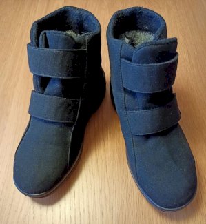 Hochwertige Winterstiefel Damen, Grösse 40, neuwertig - Gratisinserat.ch