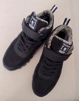 Winterschuhe Grösse 41, neu - Gratisinserat.ch