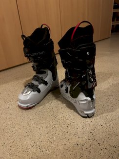 Skitouren Schuhe Damen neu - Gratisinserat.ch