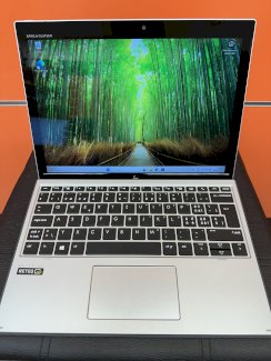 HP Elite x2 G4, 8 GB RAM, 256 GB SSD 