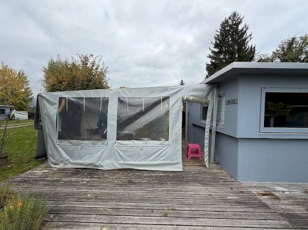 Graues Vorzelt zu verkaufen (5 m x 5 m) - Gratisinserat.ch