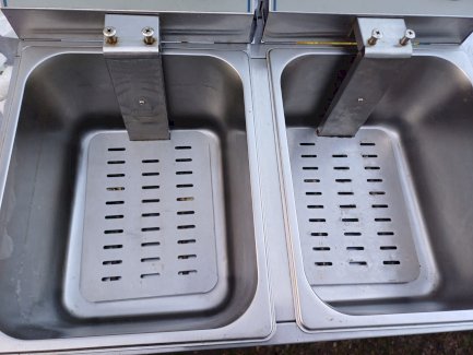 FRITTEUSE VON  ROYAL 2X 10 LITER