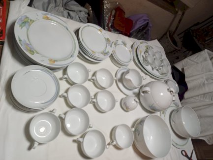 ROSENTHAL ASIMMETRIA PORZELLAN SET - Gratisinserat.ch