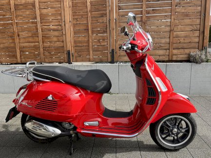 Vespa GTS 300 Super ABS E5 - Gratisinserat.ch
