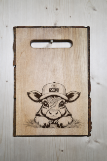 Eichenbrett mit Baumrinde – handgemacht – 30×40 cm