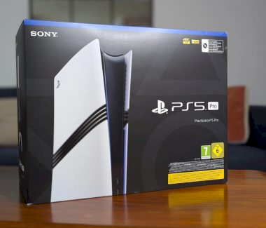 SONY PS5 PRO - NEU/OV - 2TB - WEISS - CONTROLLER - MIT GARANTIE - Gratisinserat.ch